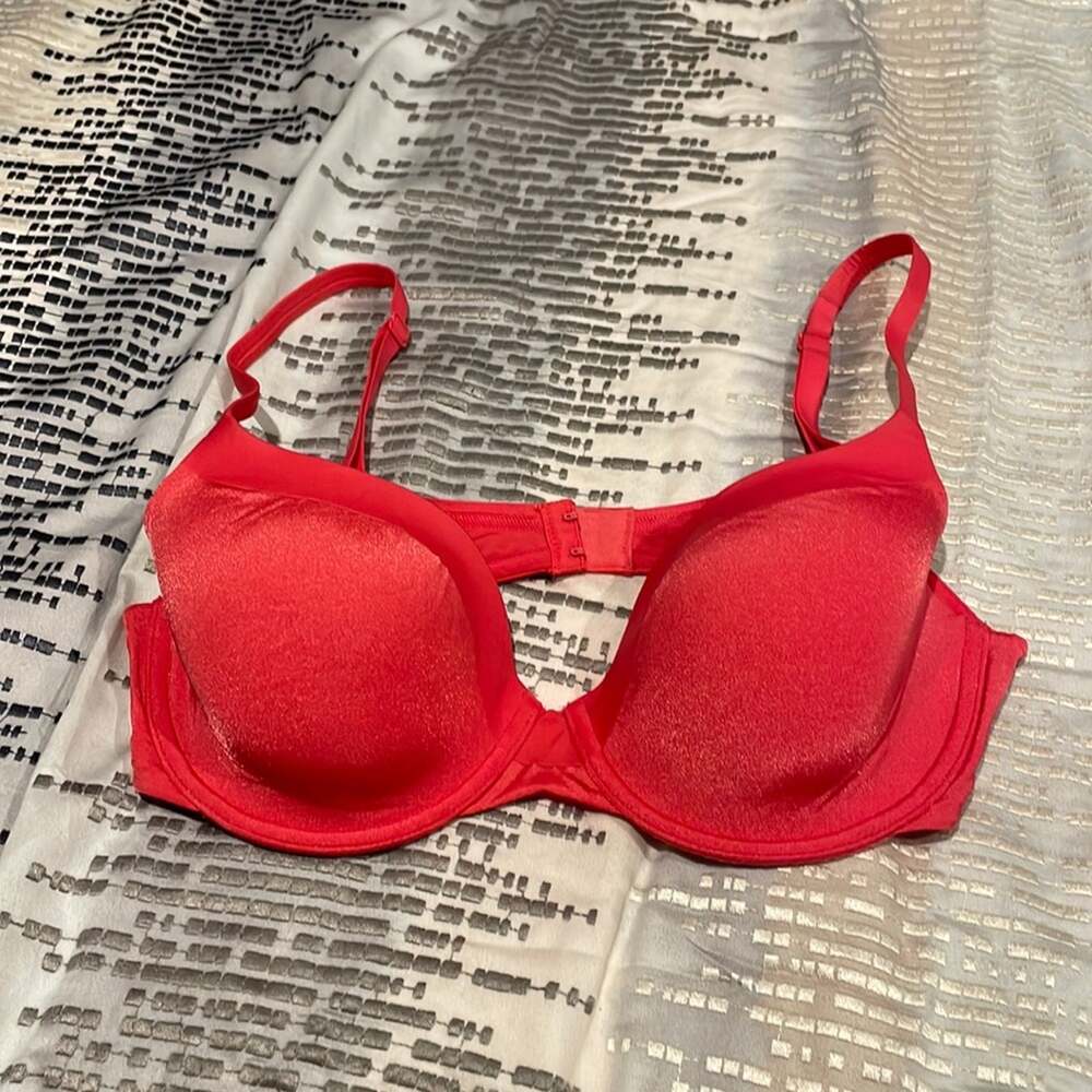 Victoria’s Secret lined Demi bra orangey red 36D